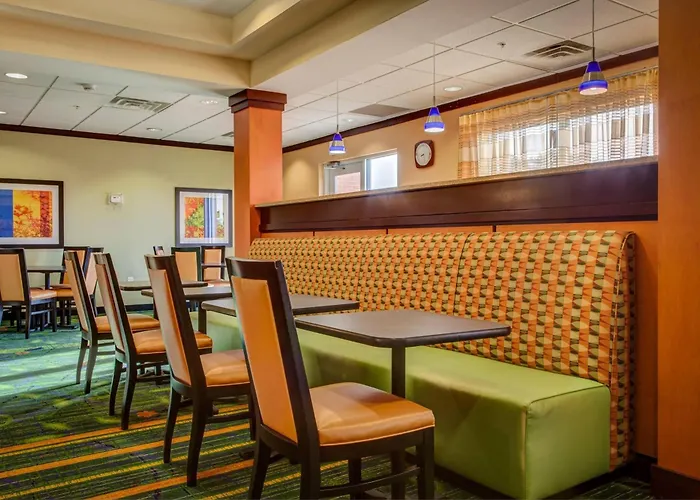 Fairfield Inn And Suites By Marriott Indianapolis/ Noblesville