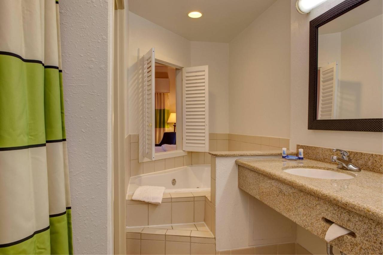 Hotel Fairfield And By Marriott Indianapolis/ 3*