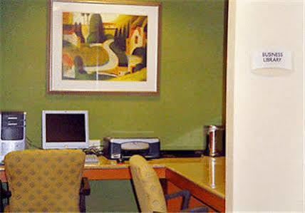 Hotel Fairfield And By Marriott Indianapolis/ 3*